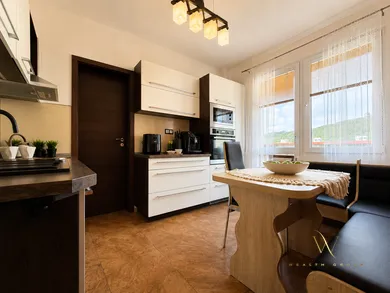 Na predaj 3-izbový byt, 66 m², Kysucké Nové Mesto, Sládkovičova