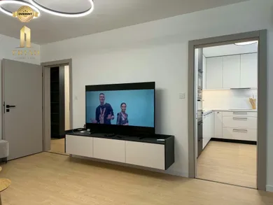 Na prenájom 2-izbový byt, 63 m², Nové Zámky