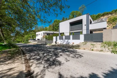 Houses for sale, 4-room in Košice-Vyšné Opátske · €395,000