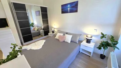 Mieszkania na wynajem, 2-pokojowe, Bratislava-Petržalka · €570