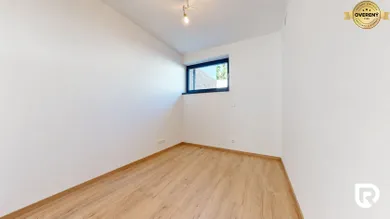 Na predaj 5-izbový byt, 118 m², Bratislava-Nové Mesto, Cesta na Kamzík
