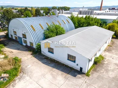 Komerčné priestory na prenájom, Senica · €3 000