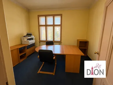 Na predaj dom, 200 m², Banská Bystrica, *