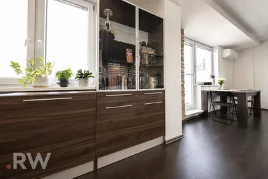 Na predaj 3-izbový byt, 97 m², Bratislava-Nové Mesto, Olbrachtova