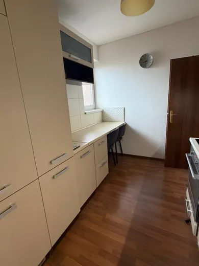 Na prenájom 2-izbový byt, 45 m², Miloslavov, Agátová
