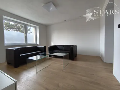Na predaj 2-izbový byt, 55 m², Snina, Dobrianskeho