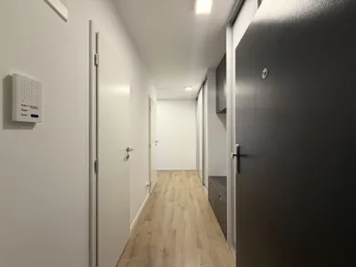 Na prenájom 2-izbový byt, 53 m², Bratislava-Rača, Rustaveliho