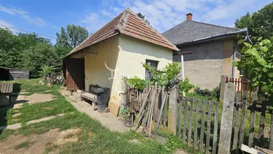 Na predaj 2-izbový dom, 100 m², Méra