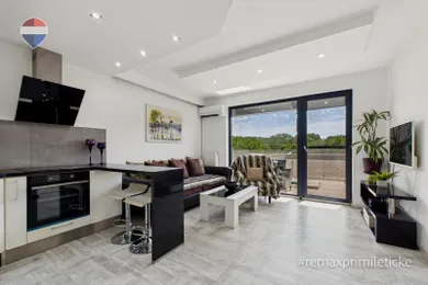 Na prenájom 2-izbový byt, 46 m², Bratislava-Petržalka