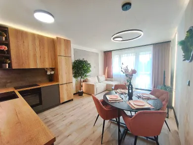 Квартири на продаж, 4-кімнатні, Bratislava-Petržalka · €329 900