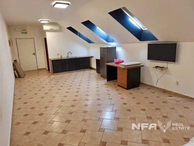 Na prenájom komerčné, 45 m², Nitra