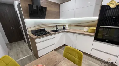 Mieszkania na sprzedaż, 3-pokojowe, Žiar nad Hronom · €165 000