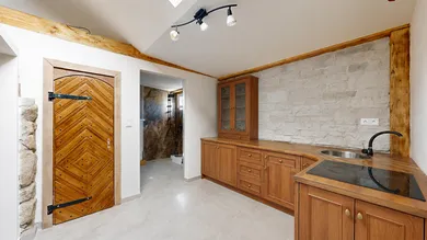 Na prenájom 3-izbový byt, 78 m², Modra