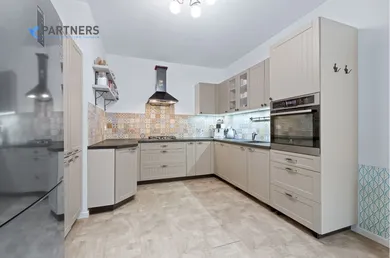 Na predaj 4-izbový dom, 112 m², Bratislava-Záhorská Bystrica