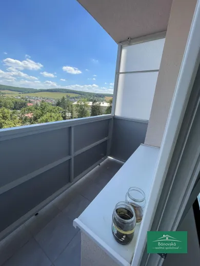 Na predaj 1-izbový byt, 44 m², Bánovce nad Bebravou
