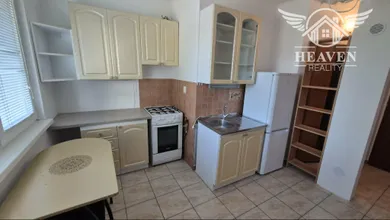 Mieszkania na wynajem, 1-pokojowe, Komárno · €400