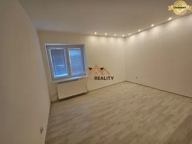 Na predaj 2-izbový byt, 50 m², Diakovce