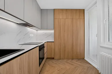 Na predaj 5-izbový byt, 100 m², Bratislava-Karlova Ves, Pod Rovnicami