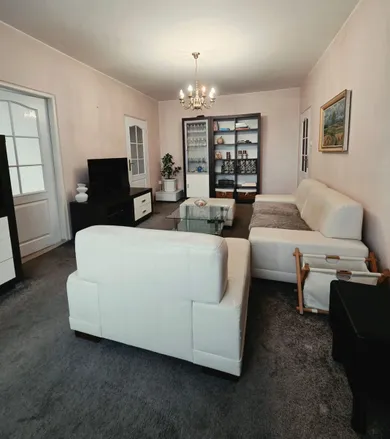 Mieszkania na sprzedaż, 3-pokojowe, Nitra · €185 000