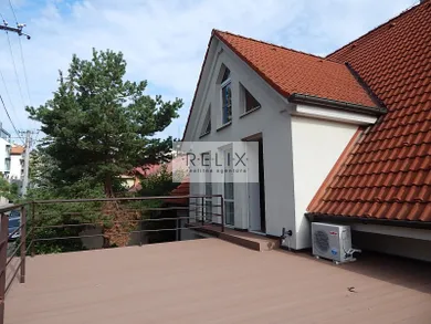 Mieszkania na wynajem, 4-pokojowe, Bratislava-Staré Mesto · €1800