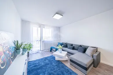 Na prenájom 2-izbový byt, 51 m², Strážske, Obchodná