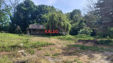 Na predaj objekt, Bučany