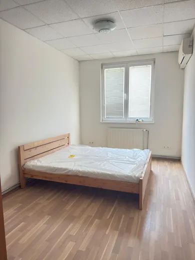 Na prenájom byt v Bratislava-Karlova Ves · €675 · Dokončené