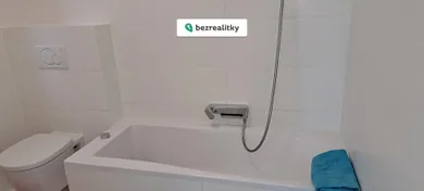 Na prenájom 2-izbový byt, 60 m², Bratislava-Rača