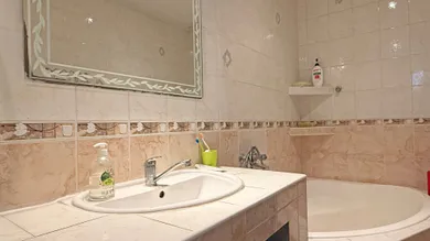 Na predaj 4-izbový dom, 142 m², Dubová, Hlavná