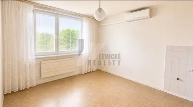 Mieszkania na sprzedaż, 1-pokojowe, Levice · €72 000