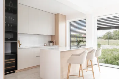 Domy na predaj 4-izbový, Košice-Barca · €523 800