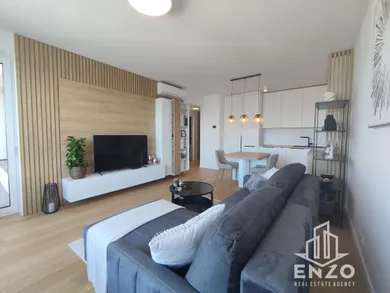 Na prenájom 2-izbový byt, 60 m², Bratislava-Ružinov, Súkennícka 1