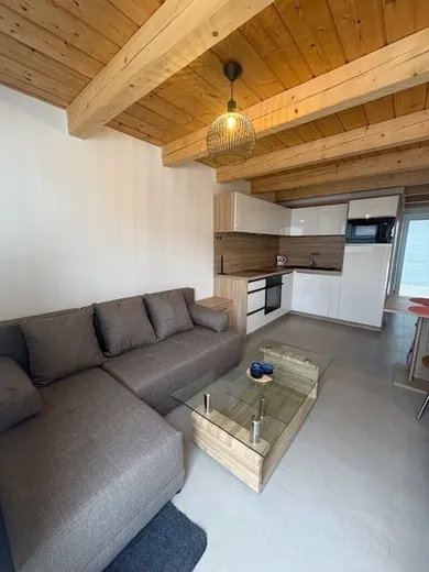 Kiadó lakások, 1-szobás, Bratislava-Vrakuňa · €520