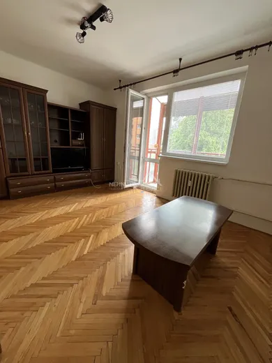 Mieszkania na wynajem, 2-pokojowe, Levice · €550