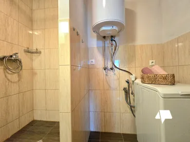 Na predaj rekreačný dom, 130 m², Jedľové Kostoľany