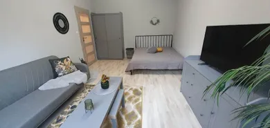 Mieszkania na wynajem, 1-pokojowe, Banská Bystrica · €580