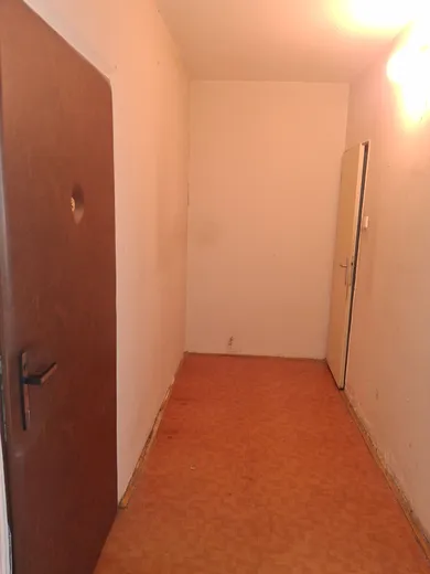 Na predaj 1-izbový byt, 35 m², Šenkvice, Družstevná