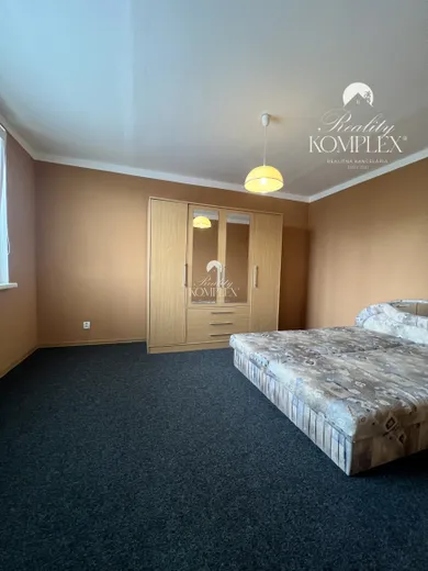Na prenájom 2-izbový byt, 51 m², Šrobárová, Hlavná