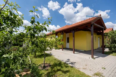 Na predaj 4-izbový dom, 526 m², Reca