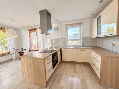 Na predaj 4-izbový dom, 107 m², Dulova Ves, -