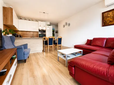 Byty na predaj 3-izbový, Bratislava-Záhorská Bystrica · €299 900