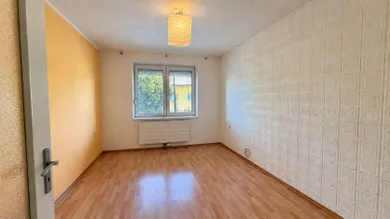 Na predaj 3-izbový byt, 82 m², Kozárovce, Hlavná