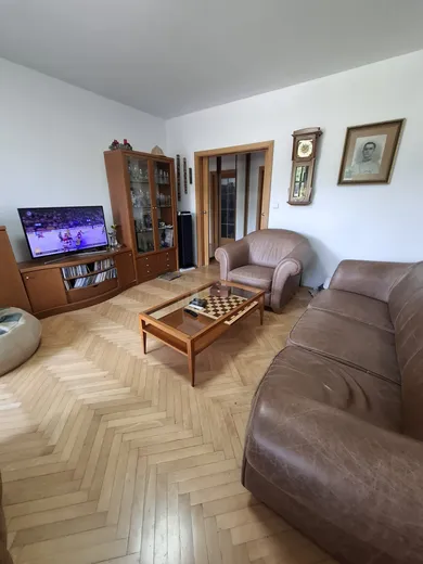 Na predaj 4-izbový byt, 81 m², Bratislava-Devínska Nová Ves