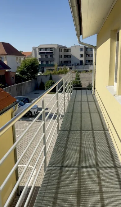 Na prenájom 2-izbový byt, 50 m², Pezinok, Kollárova