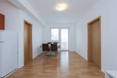 Na prenájom 2-izbový byt, 54 m², Stupava, Dlhá