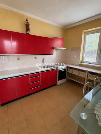 Na predaj rekreačný dom, 150 m², Malé Chyndice