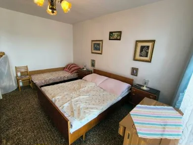 Na predaj 2-izbový byt, 68 m², Brezno, Malinovského