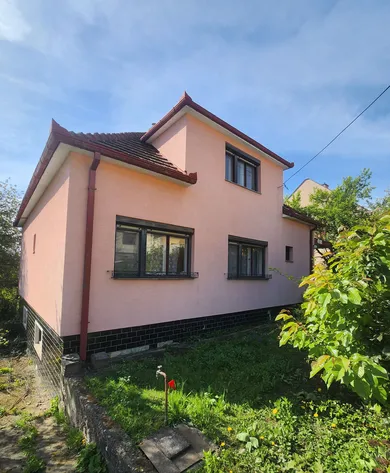 Domy na sprzedaż, Nitra · €350 000