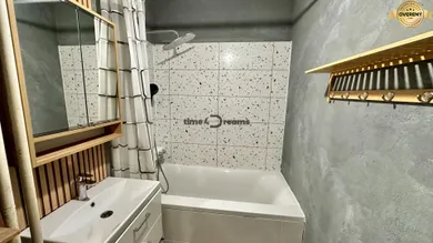 Na prenájom 3-izbový byt, 66 m², Bratislava-Vrakuňa