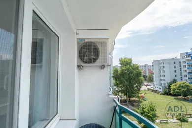 Na prenájom 2-izbový byt, 45 m², Bratislava-Vrakuňa